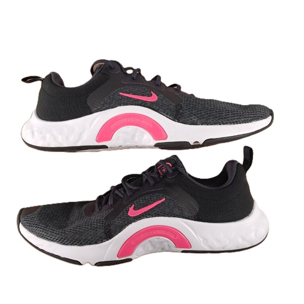 Nike Athletic Shoes Women Size 9 Renew In-Season TR 11 Black Hyper Pink Running